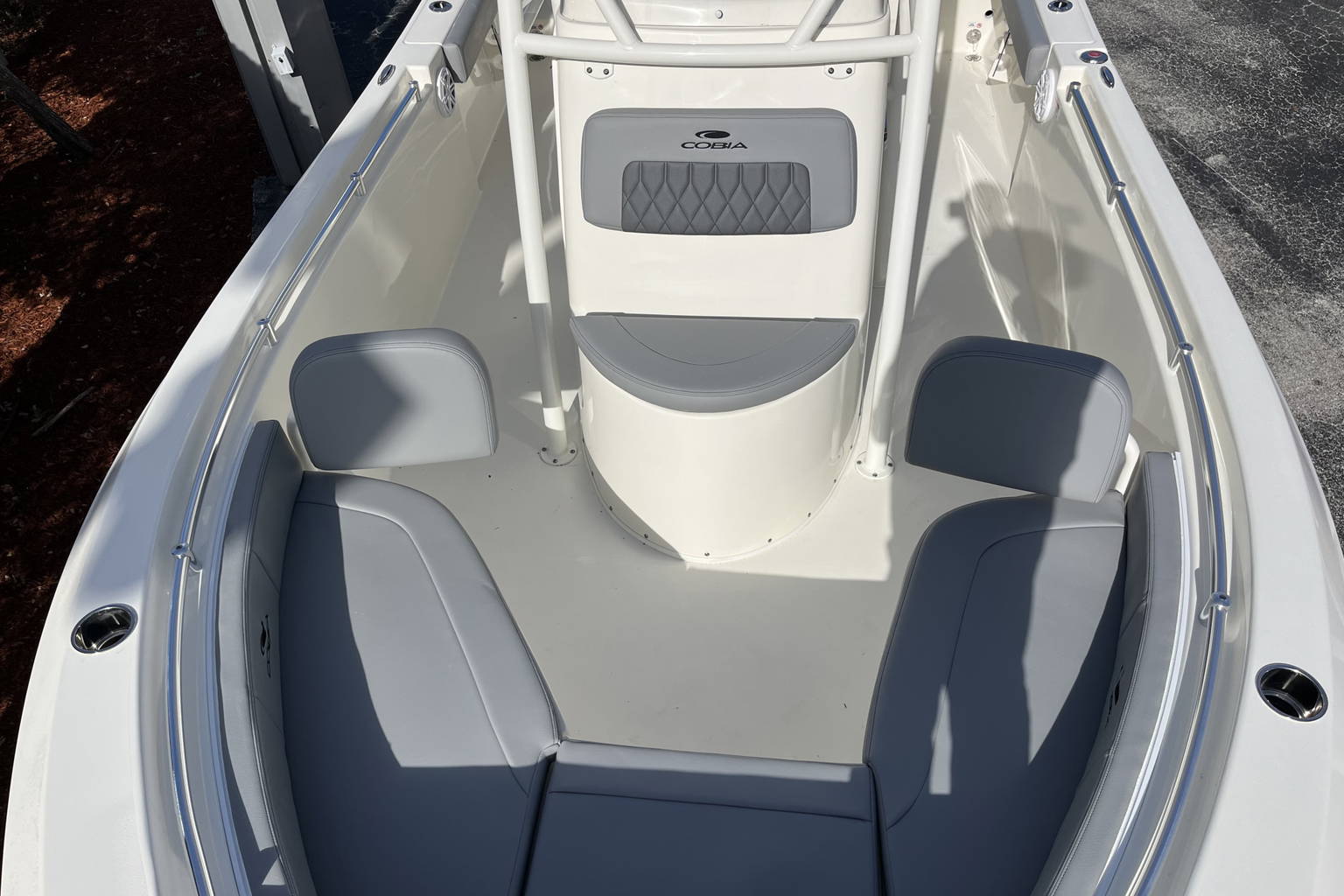 New 2024 Cobia 220 CC #X032 image 16