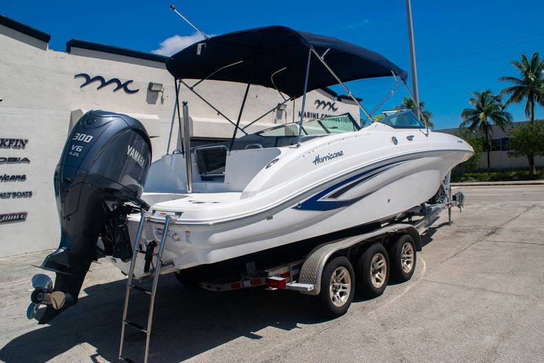 New 2022 Hurricane SunDeck SD 2690 OB #5582 image 8