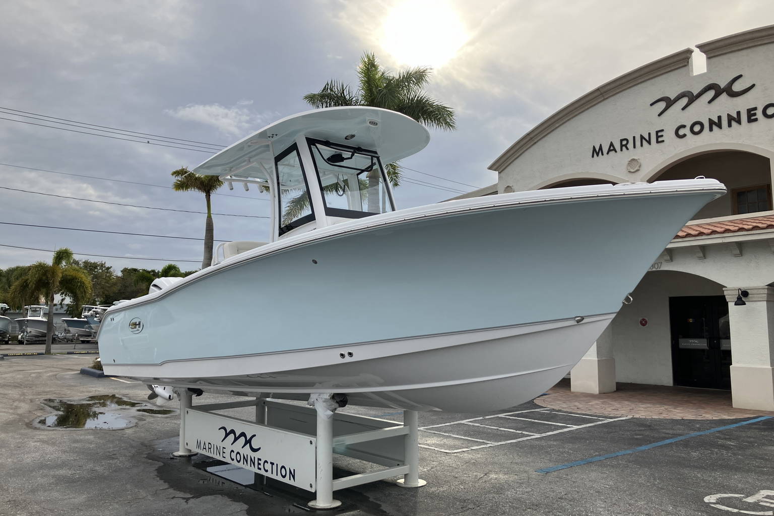 New 2024 Sea Hunt Ultra 255 SE #0485 image 2