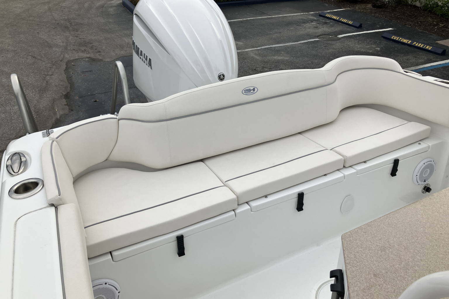 New 2024 Sea Hunt Ultra 255 SE #0485 image 10