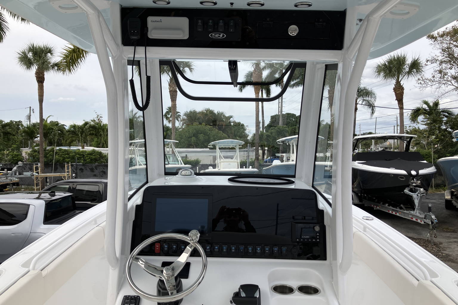 New 2024 Sea Hunt Ultra 255 SE #0485 image 16