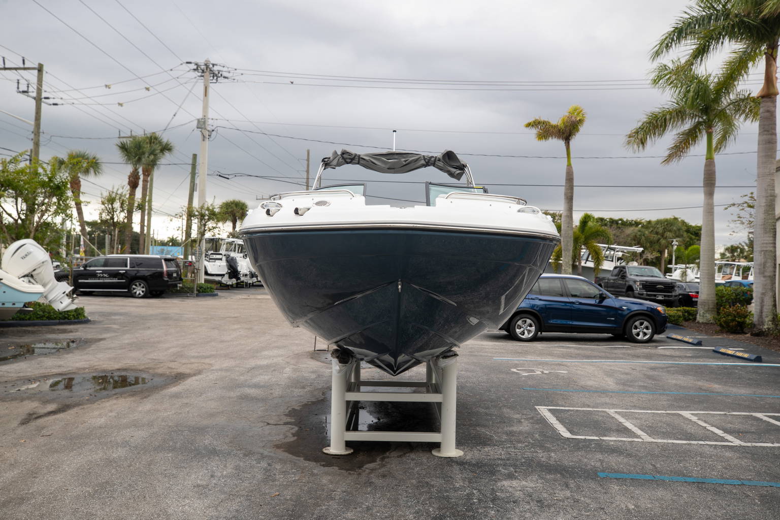 New 2023 Hurricane SunDeck 2200 OB #4955 image 3