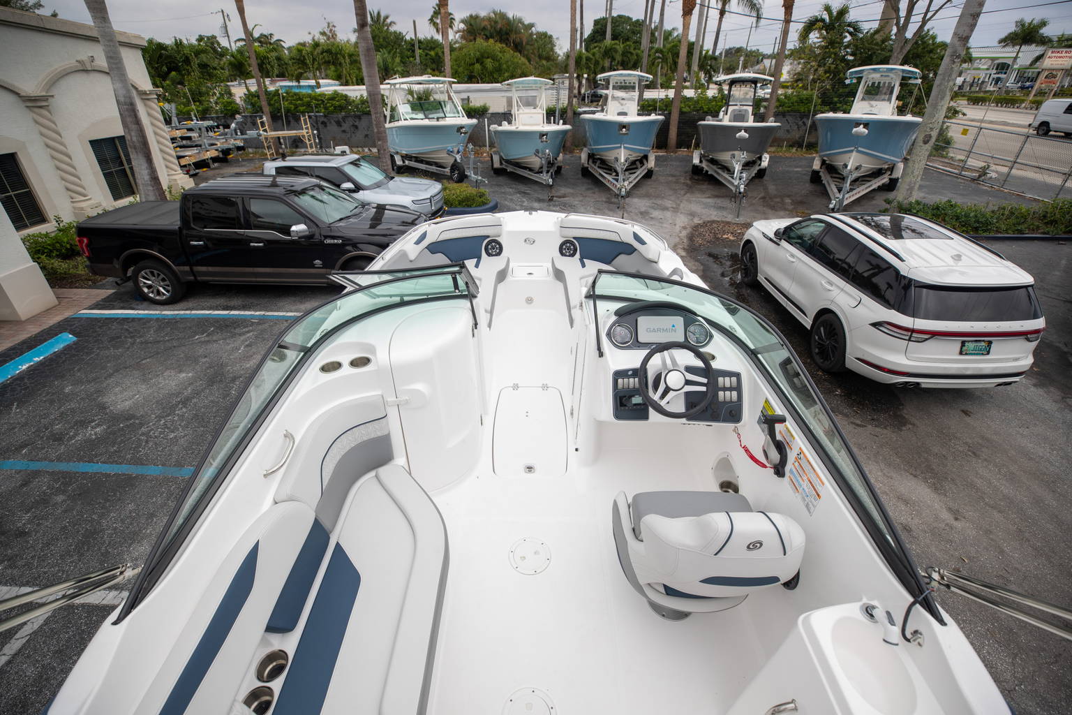 New 2023 Hurricane SunDeck 2200 OB #4955 image 7