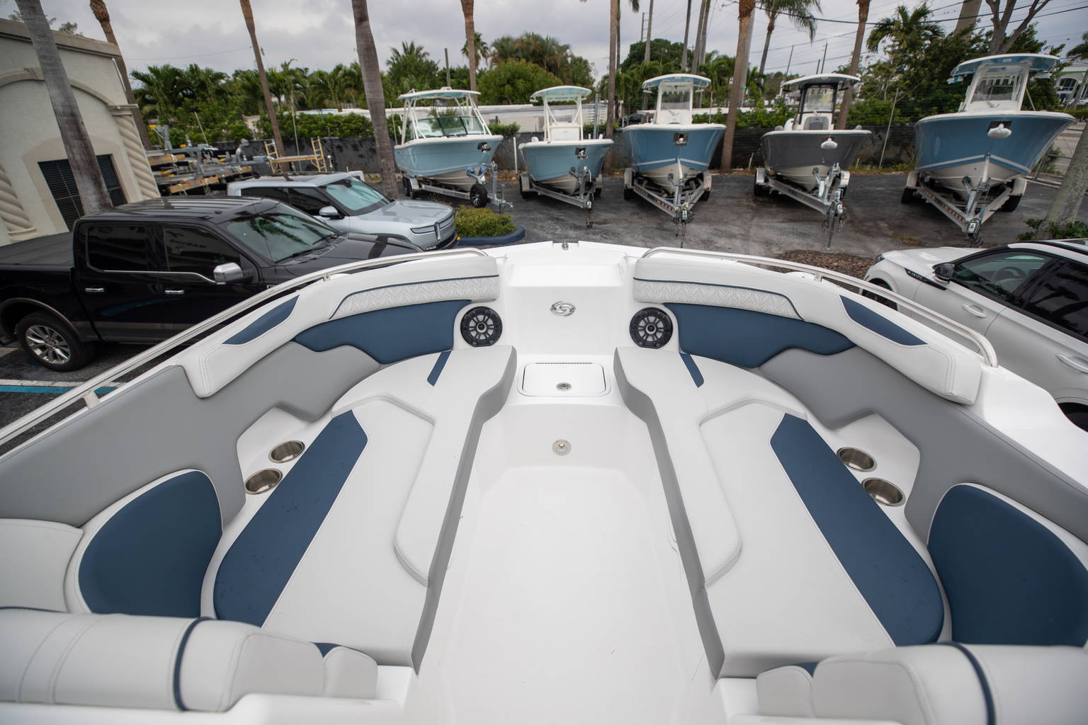 New 2023 Hurricane SunDeck 2200 OB #4955 image 10
