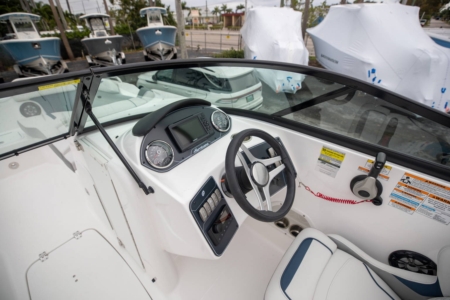 New 2023 Hurricane SunDeck 2200 OB #4955 image 15