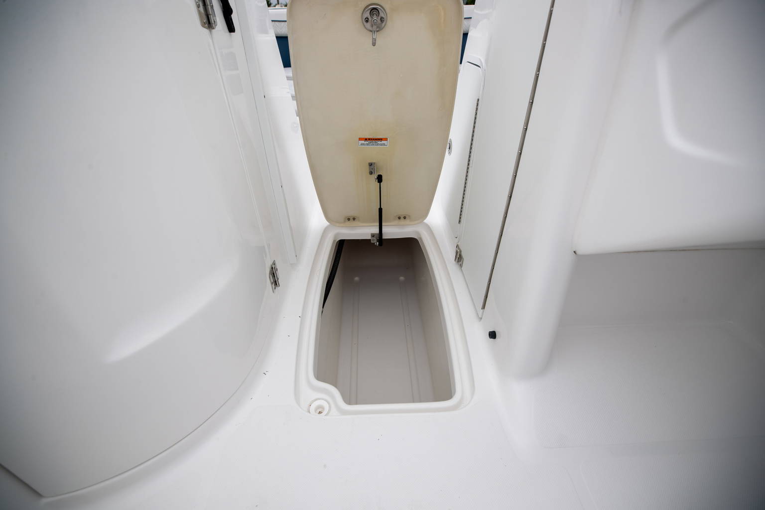 New 2023 Hurricane SunDeck 2200 OB #4955 image 21