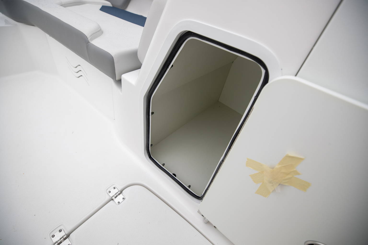 New 2023 Hurricane SunDeck 2200 OB #4955 image 23