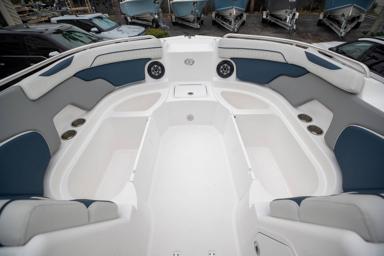 New 2023 Hurricane SunDeck 2200 OB #4955 image 25