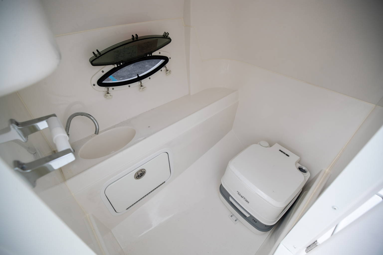 New 2023 Hurricane SunDeck 2200 OB #4955 image 33