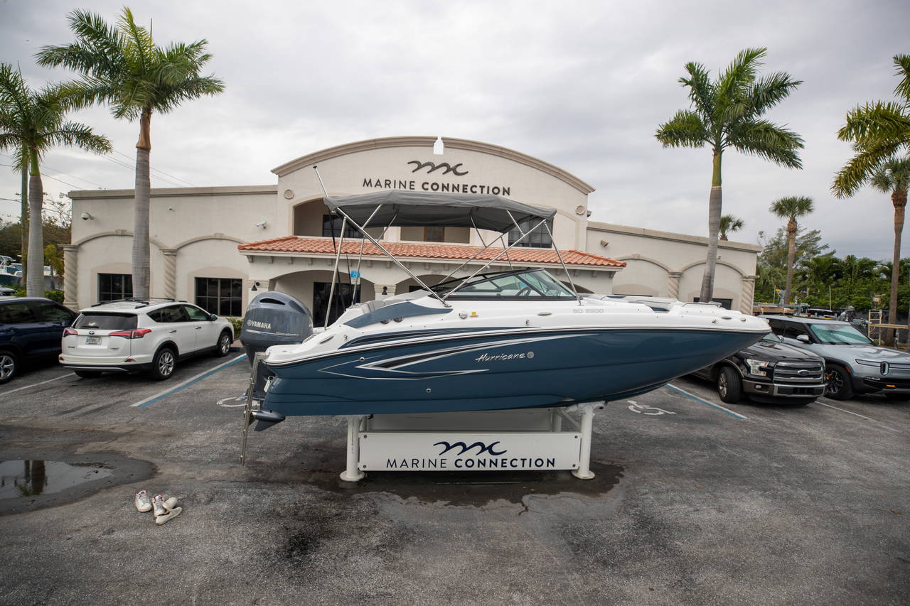 Main image of Hurricane SunDeck 2200 OB in Florida Keys, FL