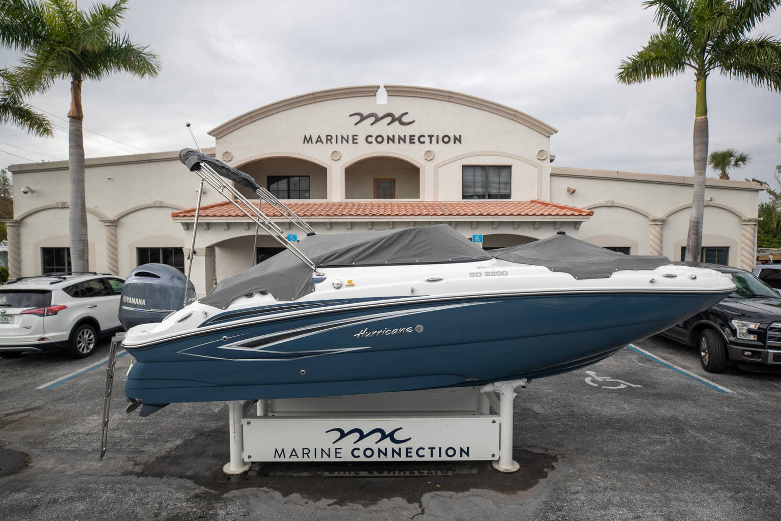 New 2023 Hurricane SunDeck 2200 OB #4955 image 5