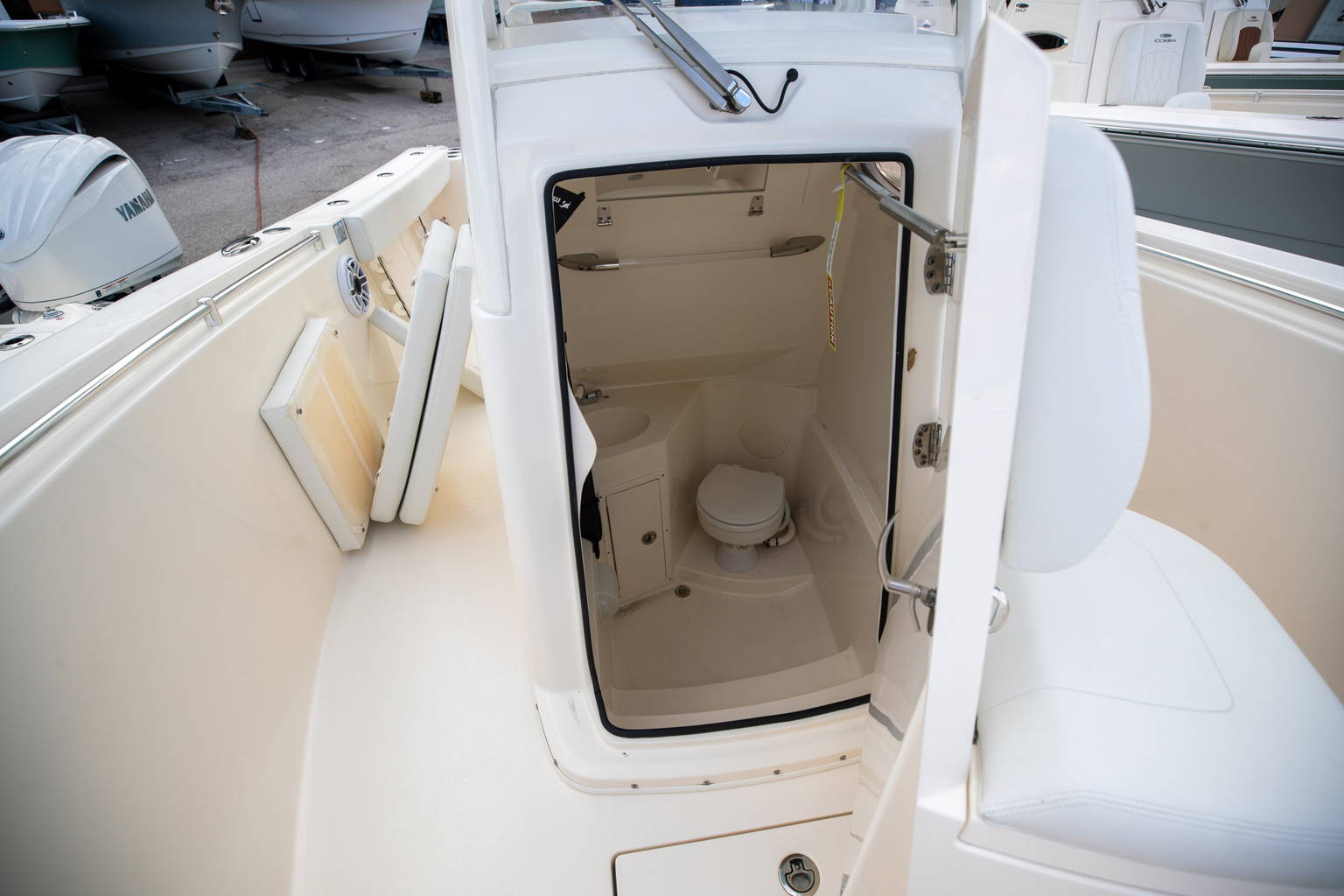 New 2024 Cobia 280 CC #D018 image 19
