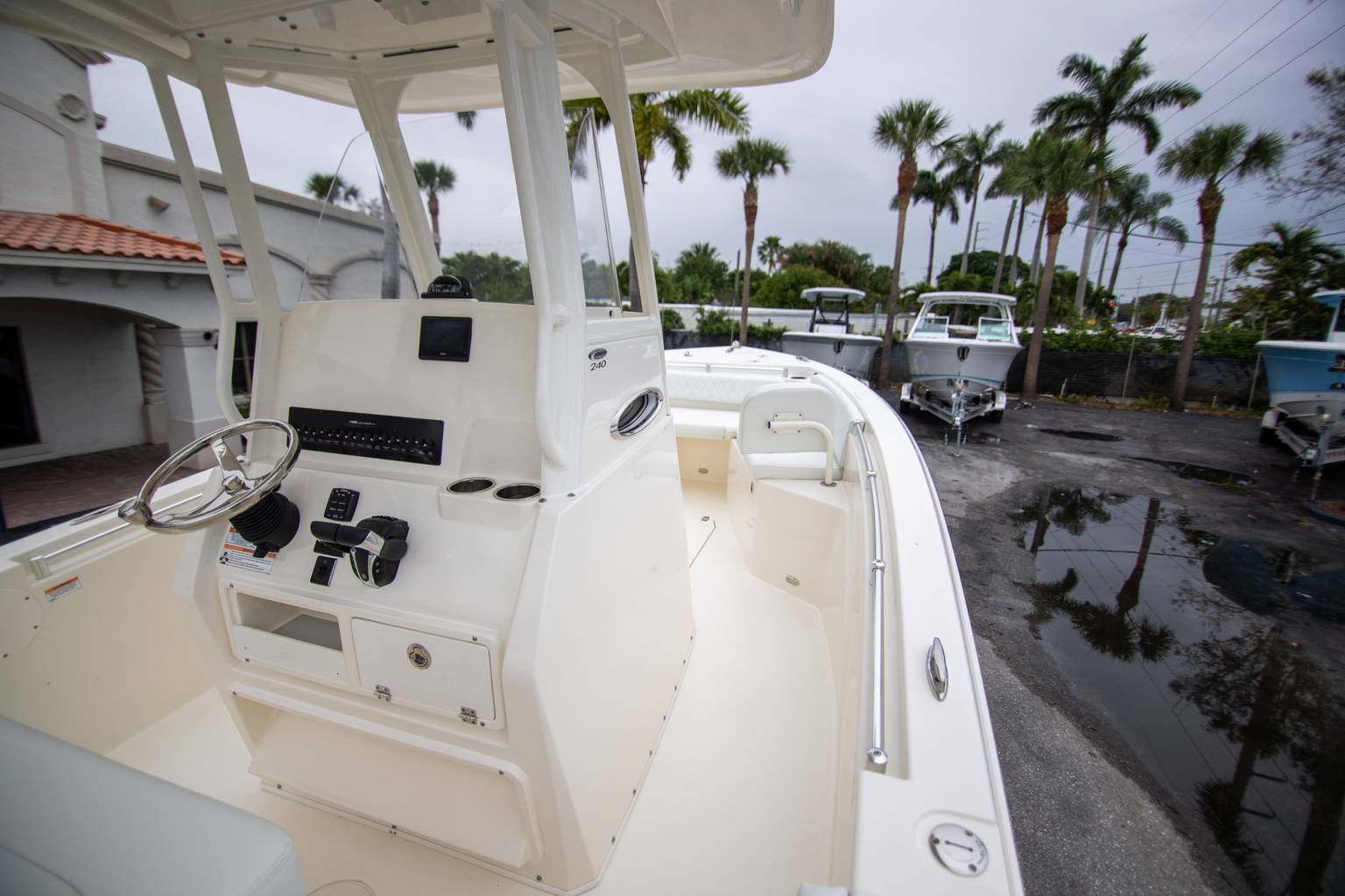 New 2023 Cobia 240 CC #B090 image 9
