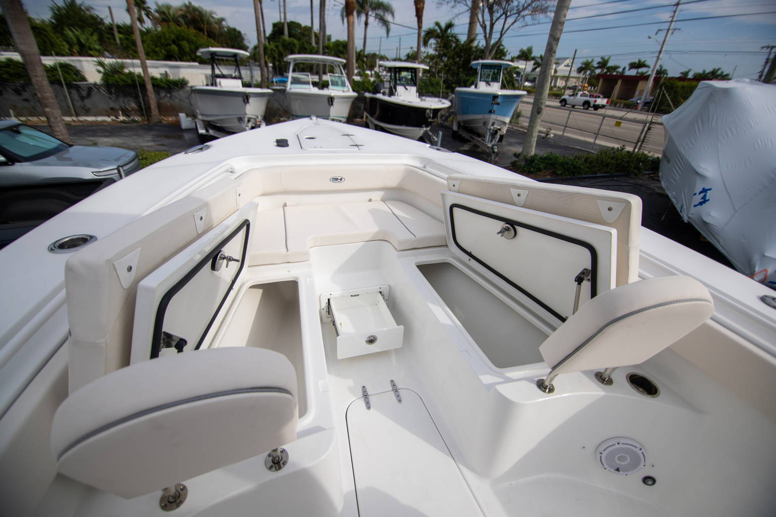 New 2024 Sea Hunt Gamefish 27 FS #0582 image 25