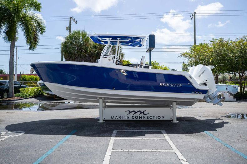 New 2023 Blackfin 252CC #D364 image 5