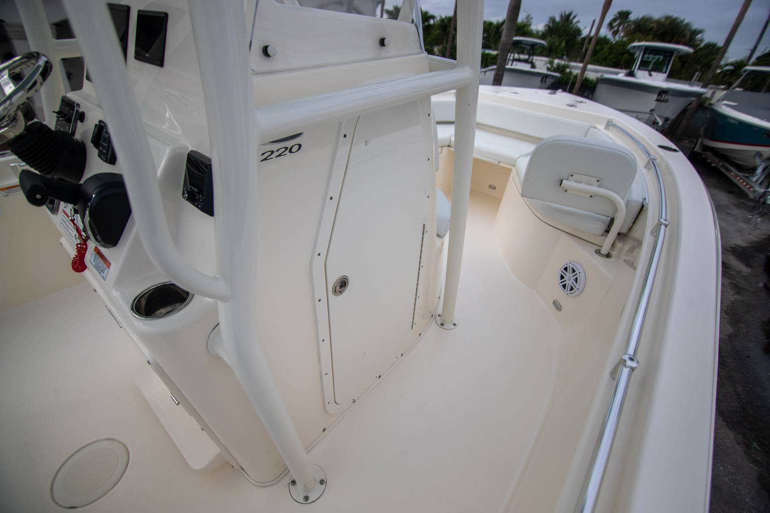 New 2023 Cobia 220 CC #X103 image 23