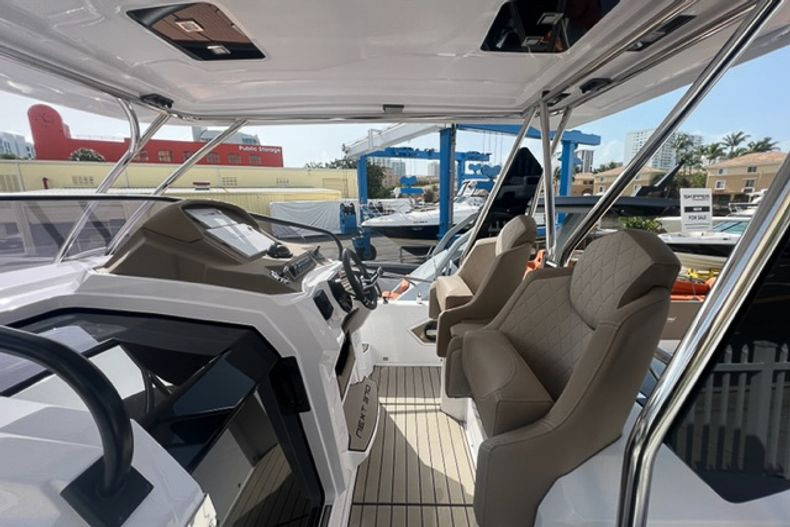 New 2022 Ranieri Next 370 SH #7050 image 19