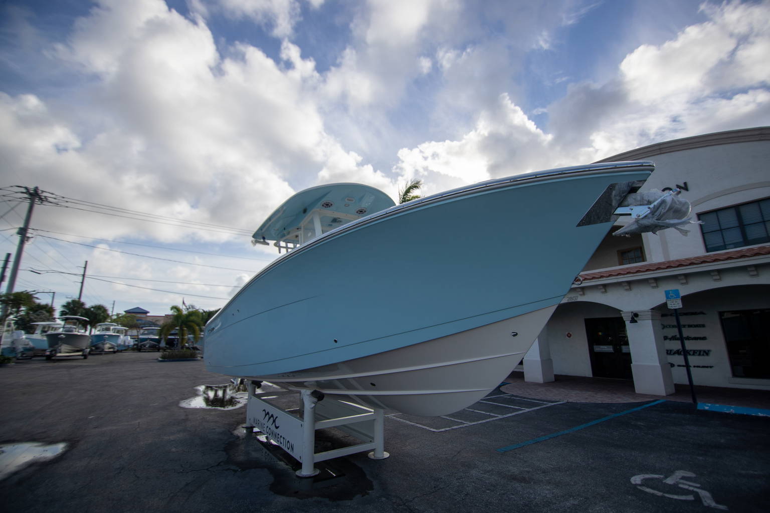 New 2024 Cobia 280 CC #D015 image 6