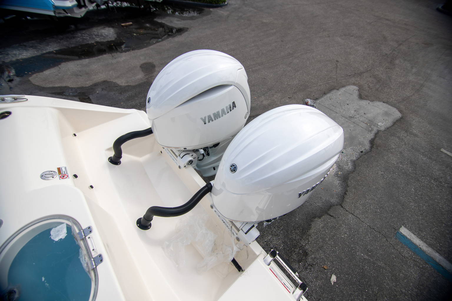 New 2024 Cobia 280 CC #D015 image 11