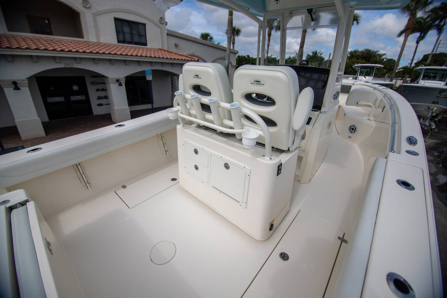 New 2024 Cobia 280 CC #D015 image 12