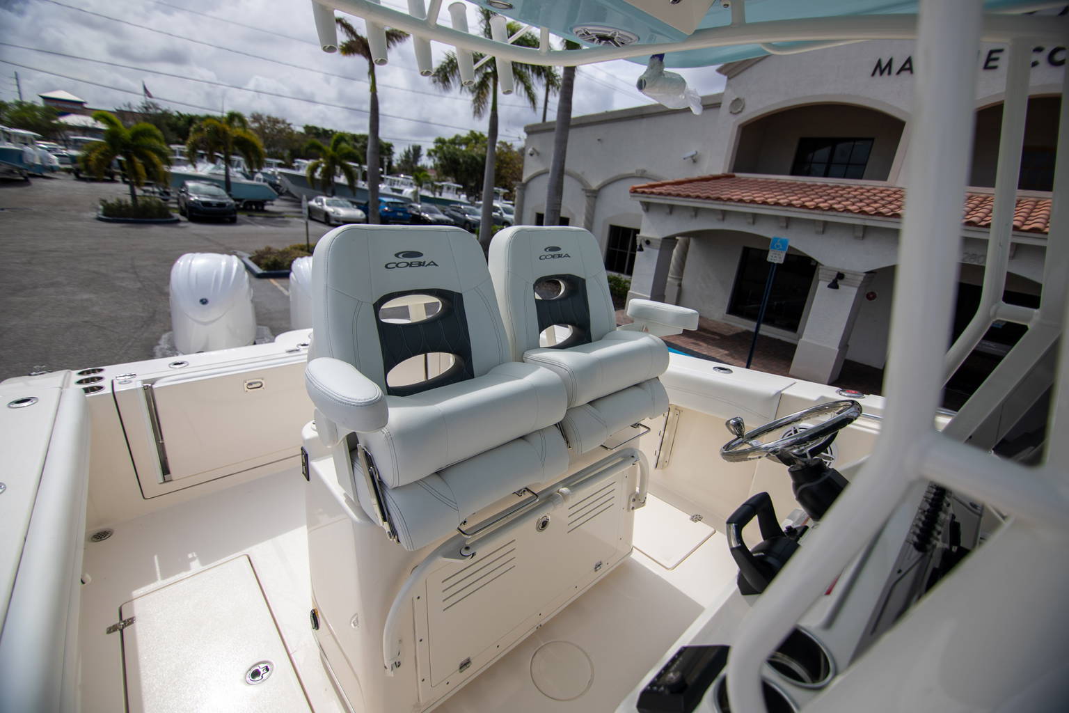 New 2024 Cobia 280 CC #D015 image 21