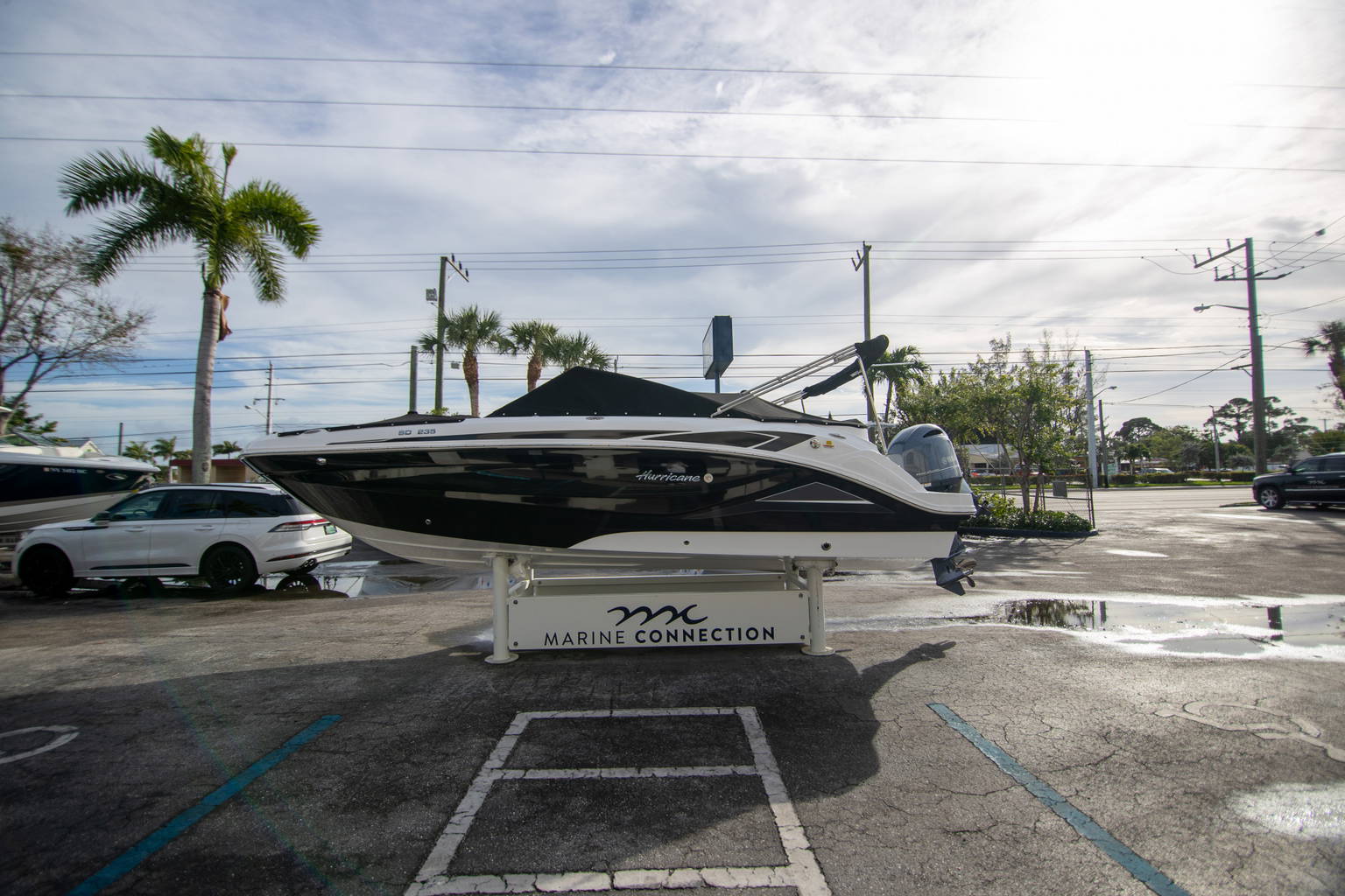 New 2023 Hurricane SunDeck 235 OB #0304 image 31