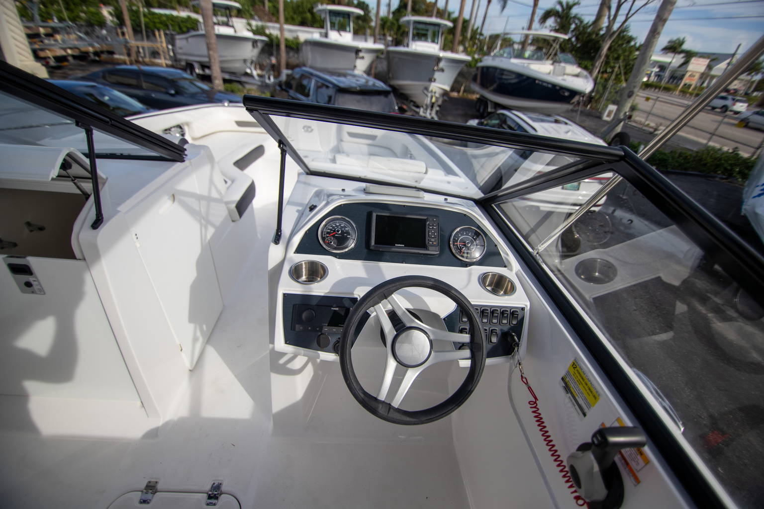 New 2023 Hurricane SunDeck 235 OB #0304 image 7