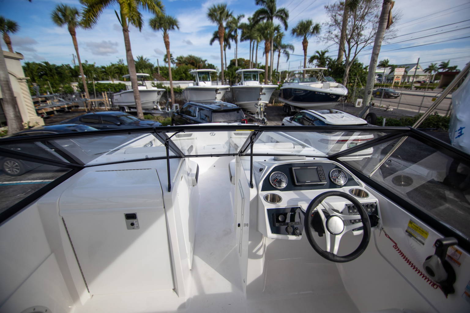 New 2023 Hurricane SunDeck 235 OB #0304 image 12