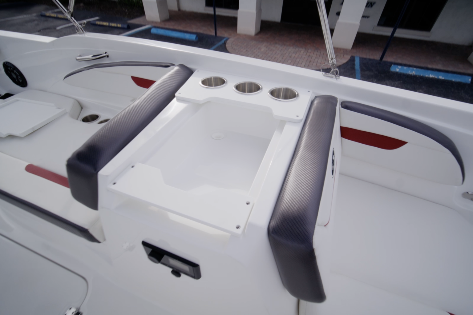 New 2023 Hurricane SunDeck Sport OB SS 205 OB #8913 image 7