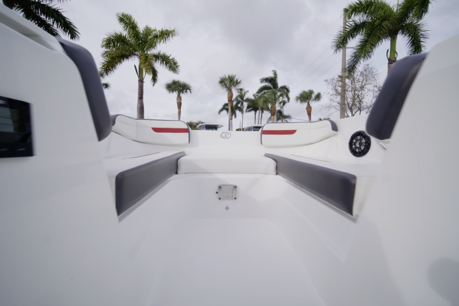 New 2023 Hurricane SunDeck Sport OB SS 205 OB #8913 image 8