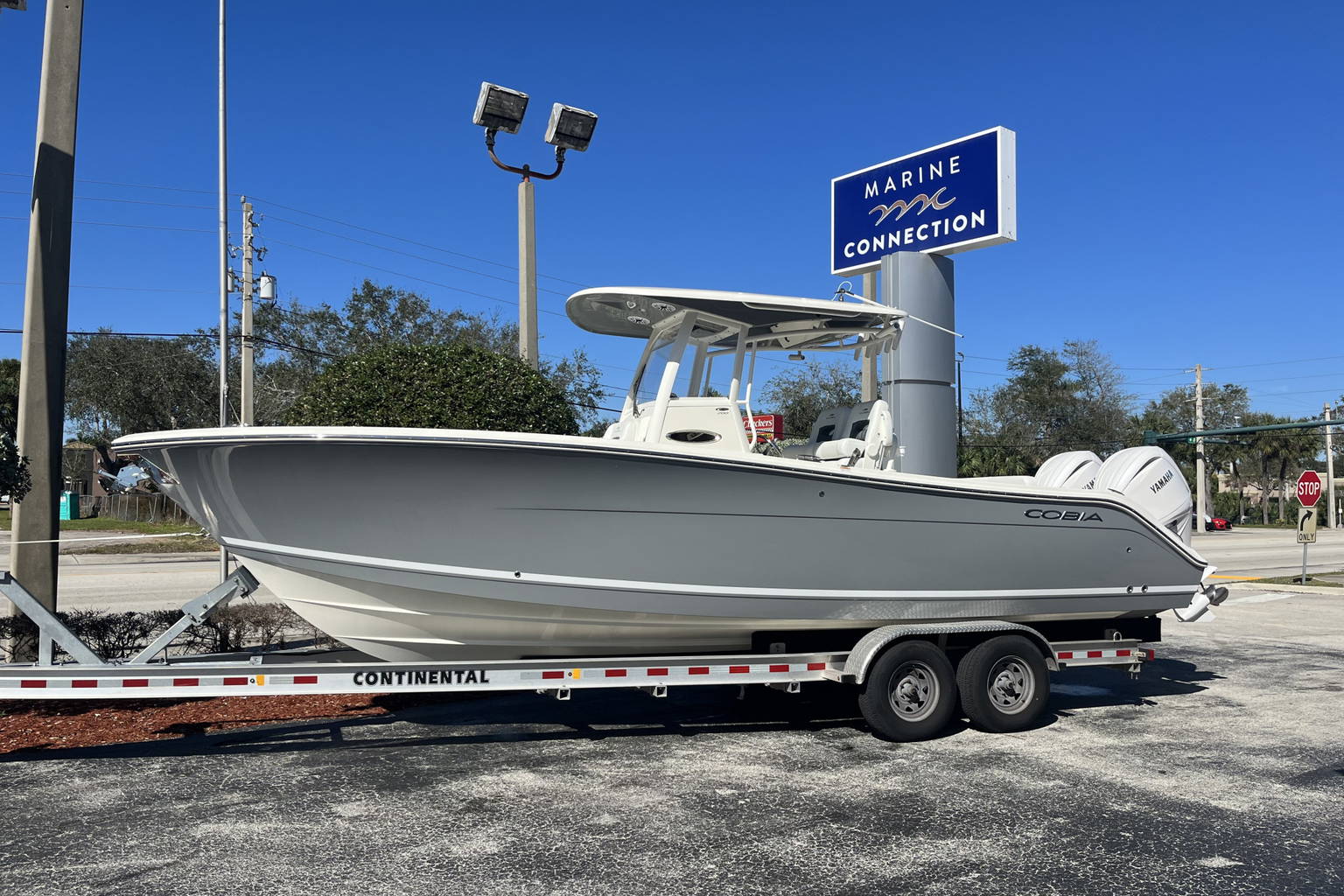 New 2024 Cobia 280 CC #D037 image 1