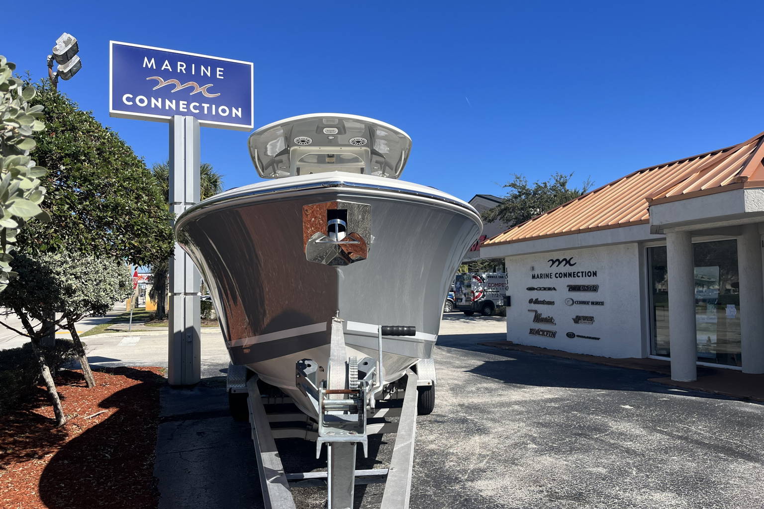 New 2024 Cobia 280 CC #D037 image 3