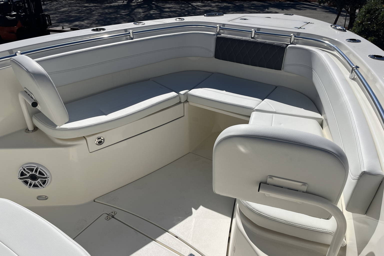 New 2024 Cobia 280 CC #D037 image 16