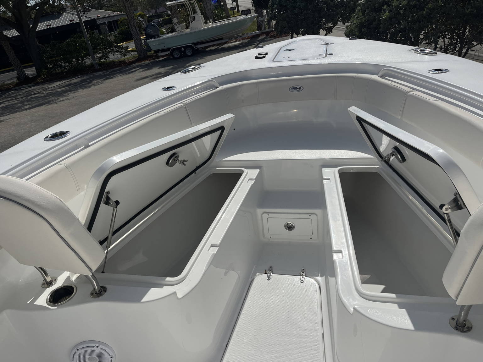 Alternative image of Sea Hunt Gamefish 30 FS in Miami, FL