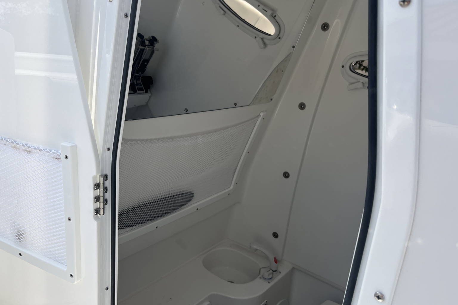 New 2024 Sea Hunt Gamefish 30 FS #0169 image 23