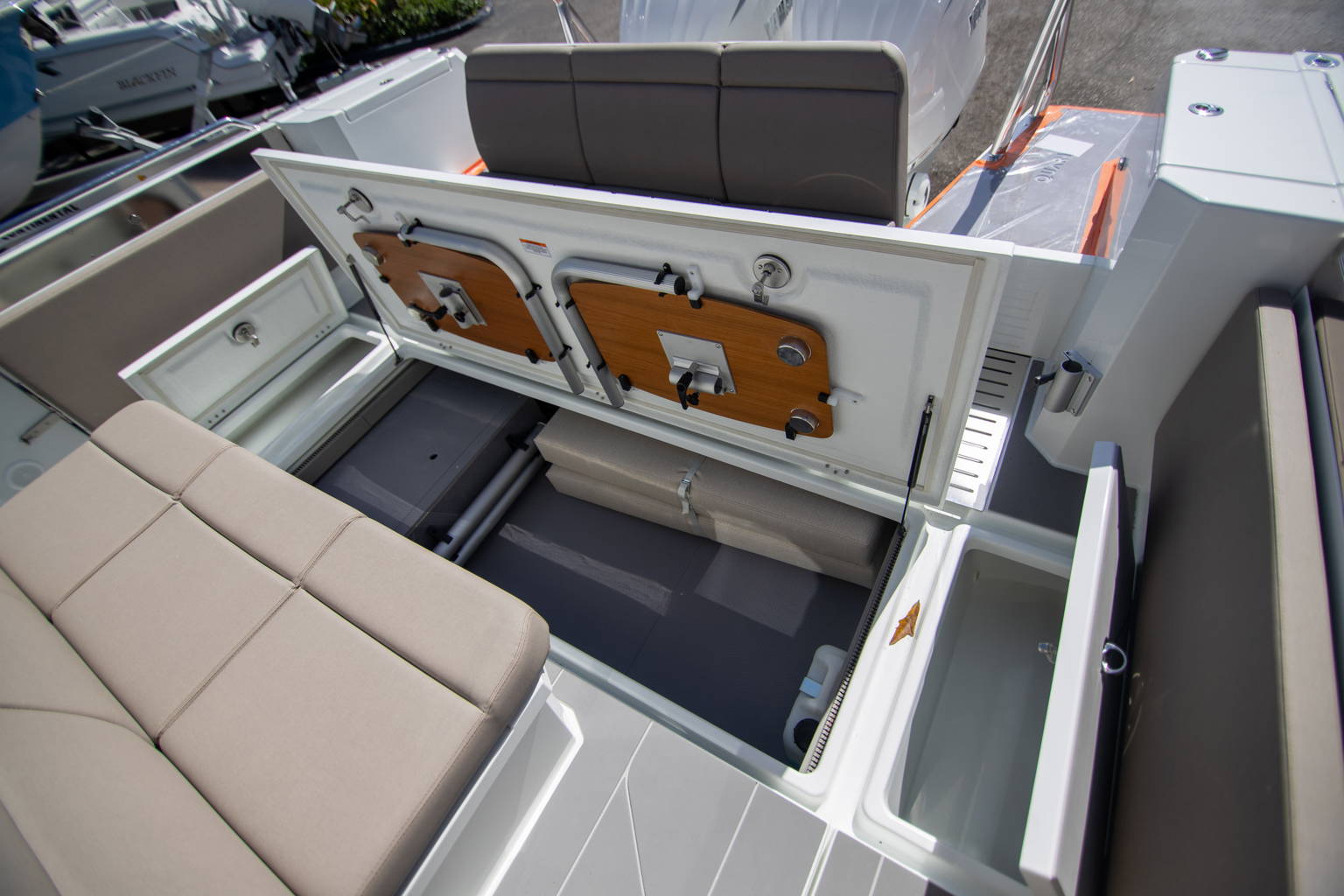 New 2024 Quarken 35 Cabin #0002 image 24