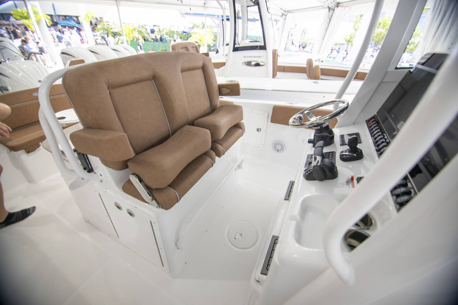 New 2024 Sea Hunt Ultra 305 SE #0038 image 10