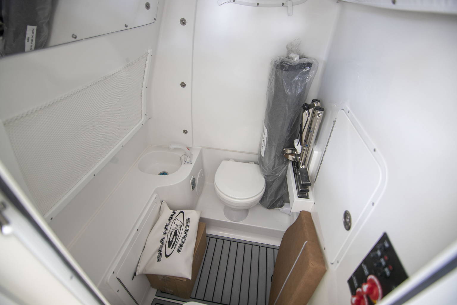 New 2024 Sea Hunt Ultra 305 SE #0038 image 29