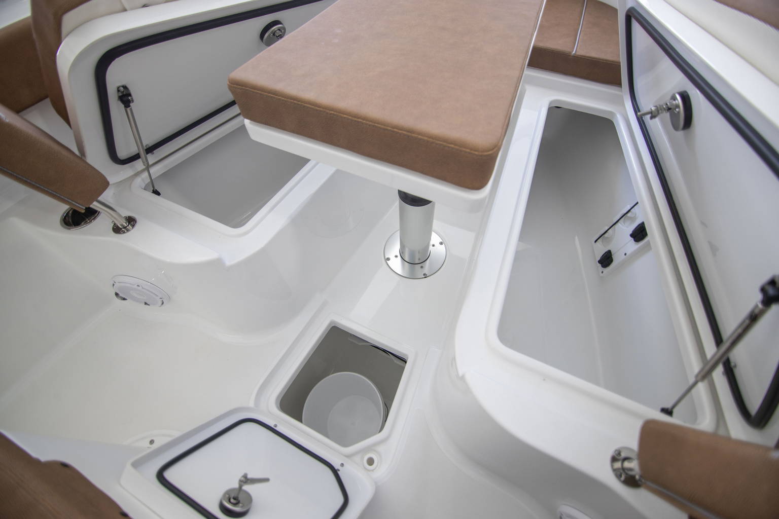 New 2024 Sea Hunt Ultra 305 SE #0038 image 33