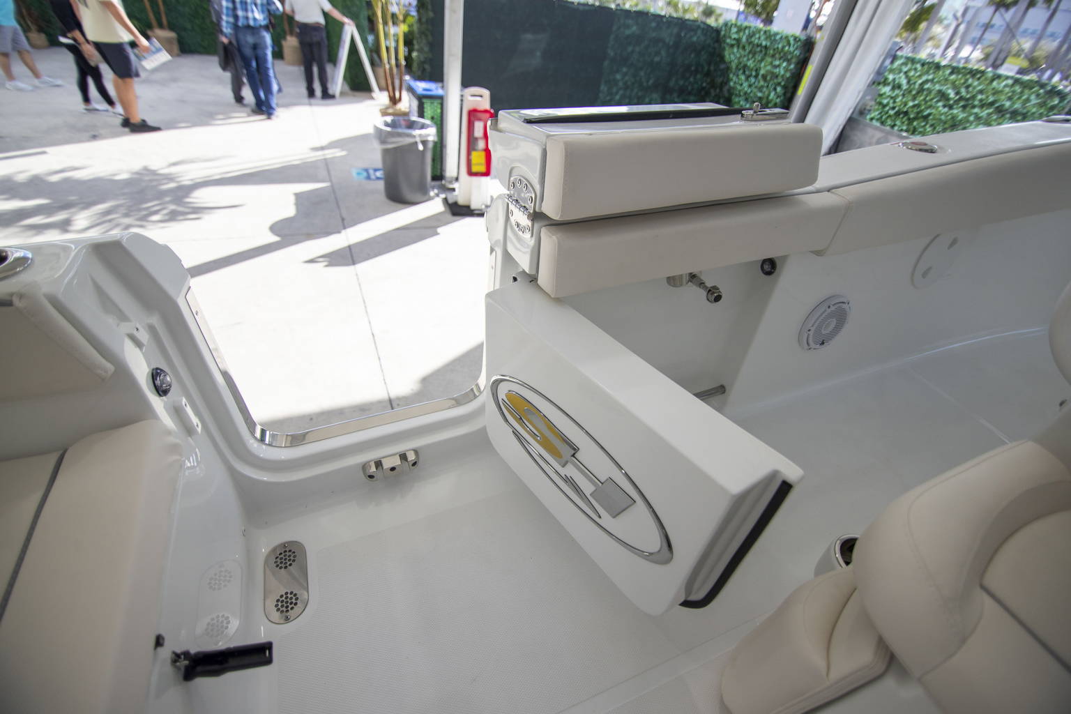 New 2024 Sea Hunt Ultra 265 SE #0095 image 10