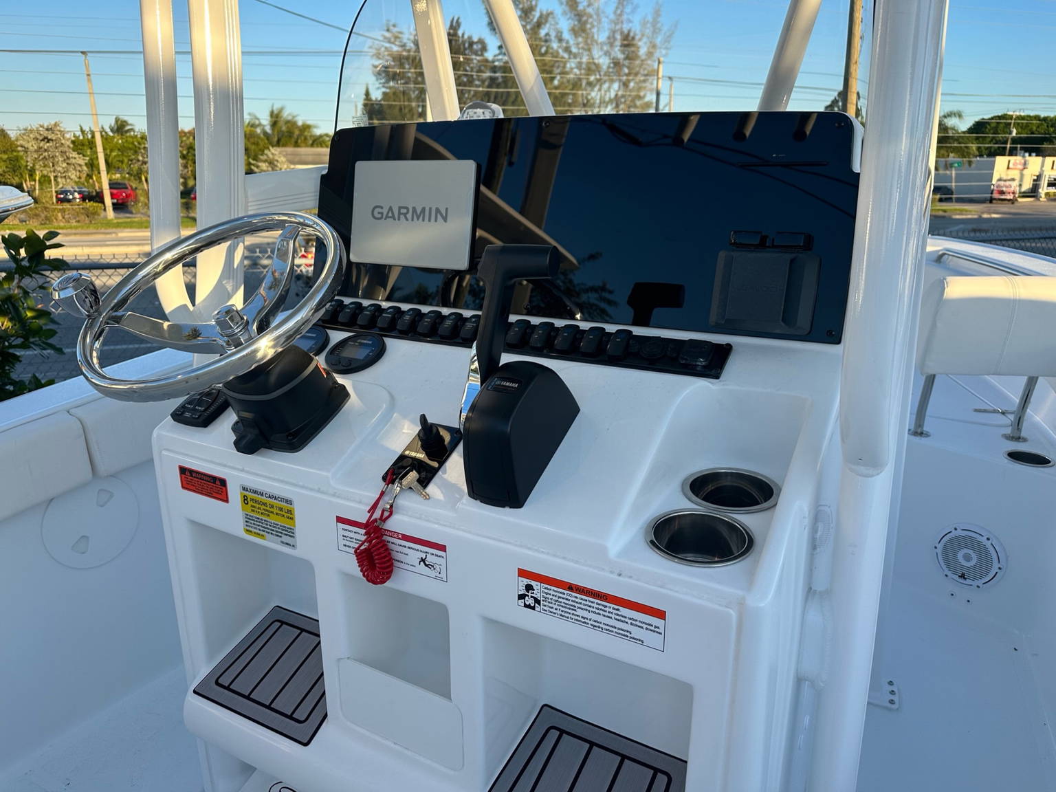 Alternative image of Sea Hunt Ultra 219 in Miami, FL