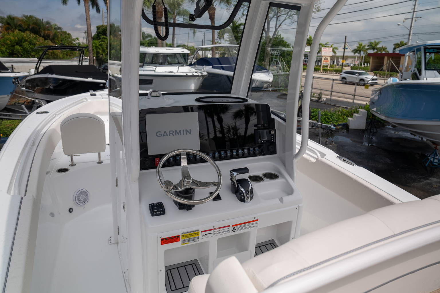 New 2024 Sea Hunt Ultra 255 SE #0619 image 11