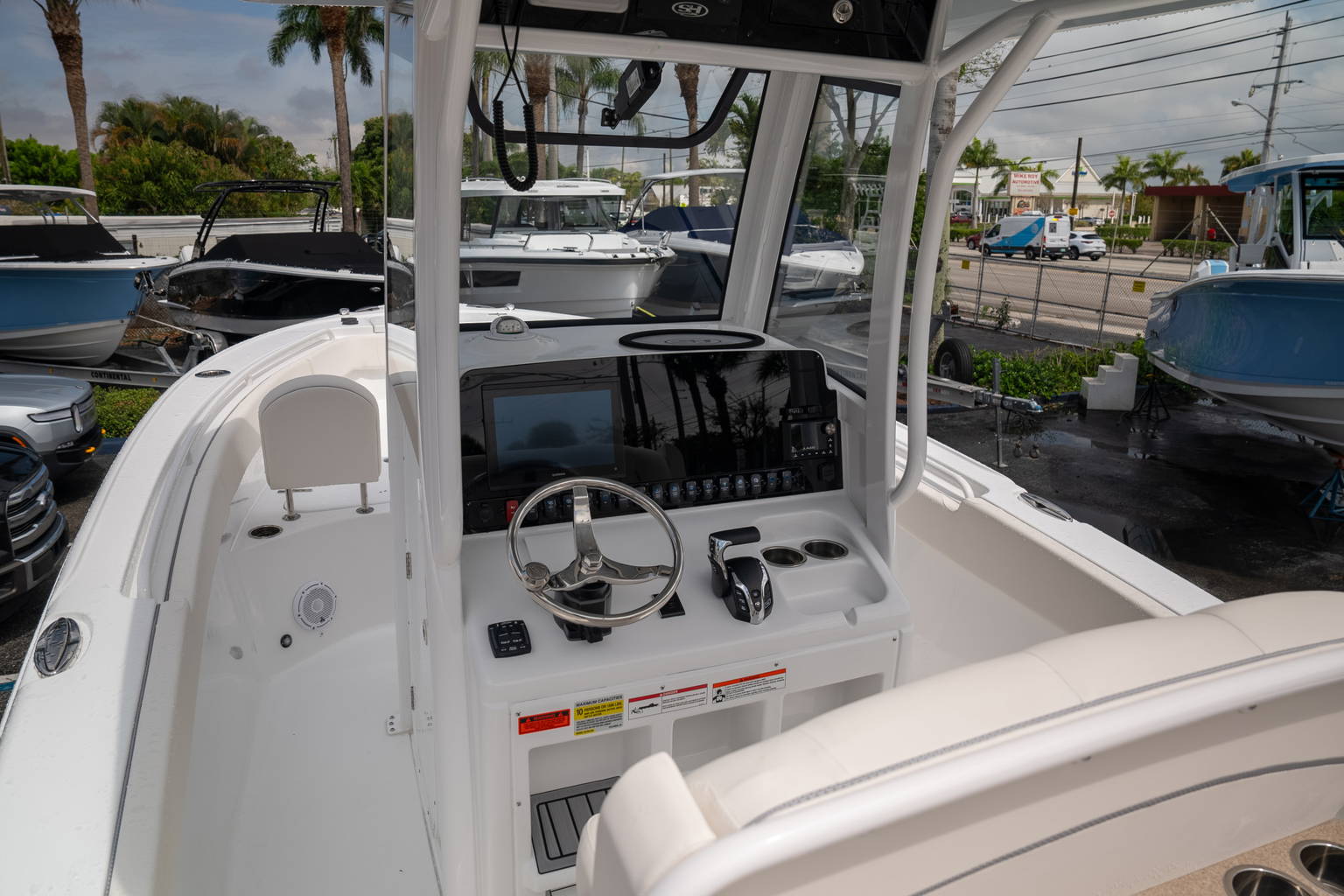 New 2024 Sea Hunt Ultra 255 SE #0619 image 14