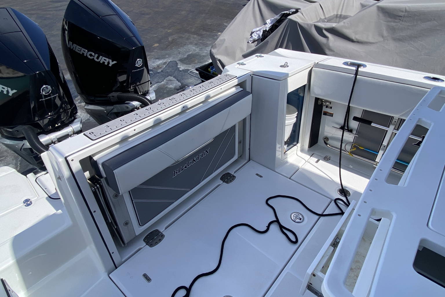 Used 2019 Blackfin 272CC #A171 image 7