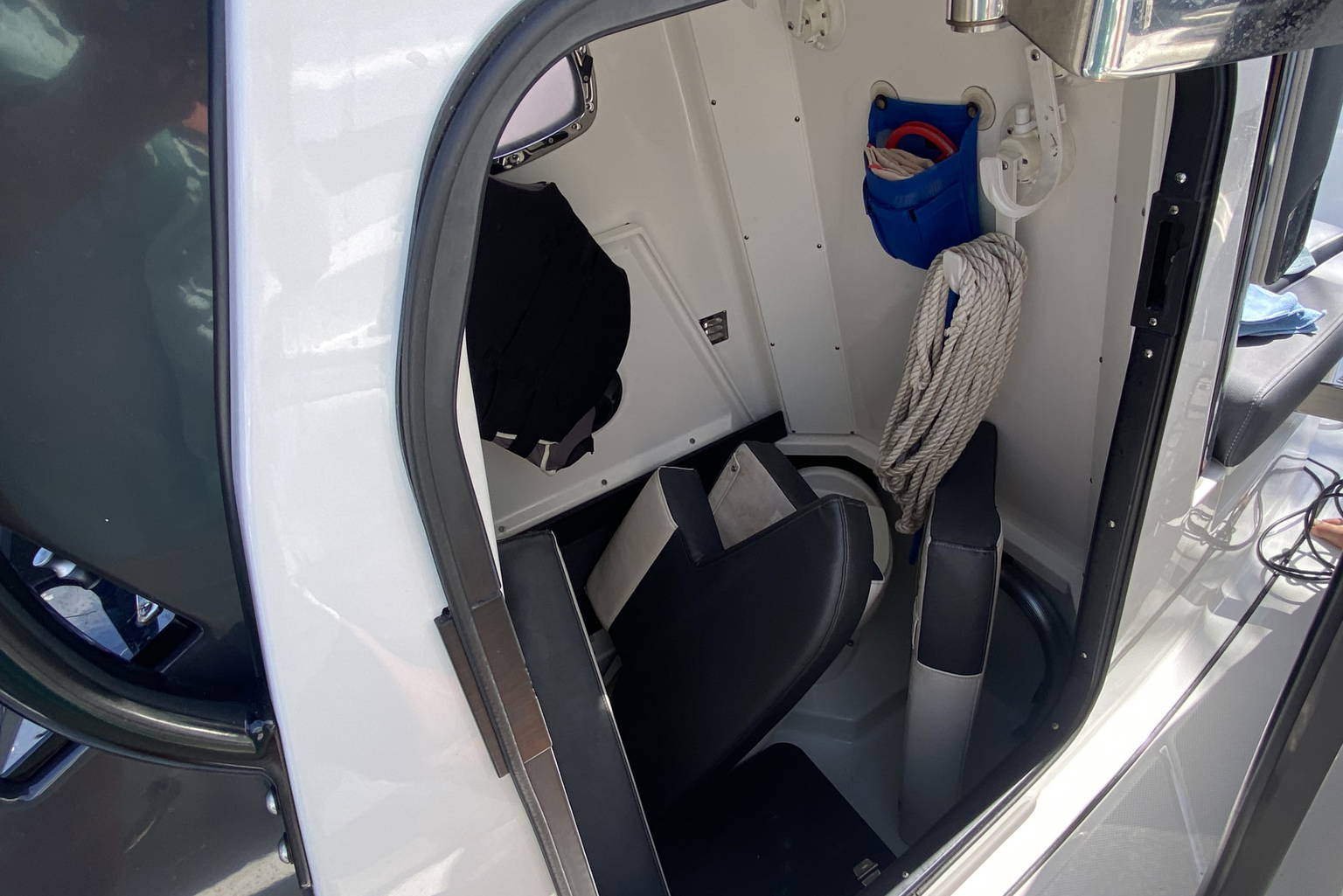 Used 2019 Blackfin 272CC #A171 image 16