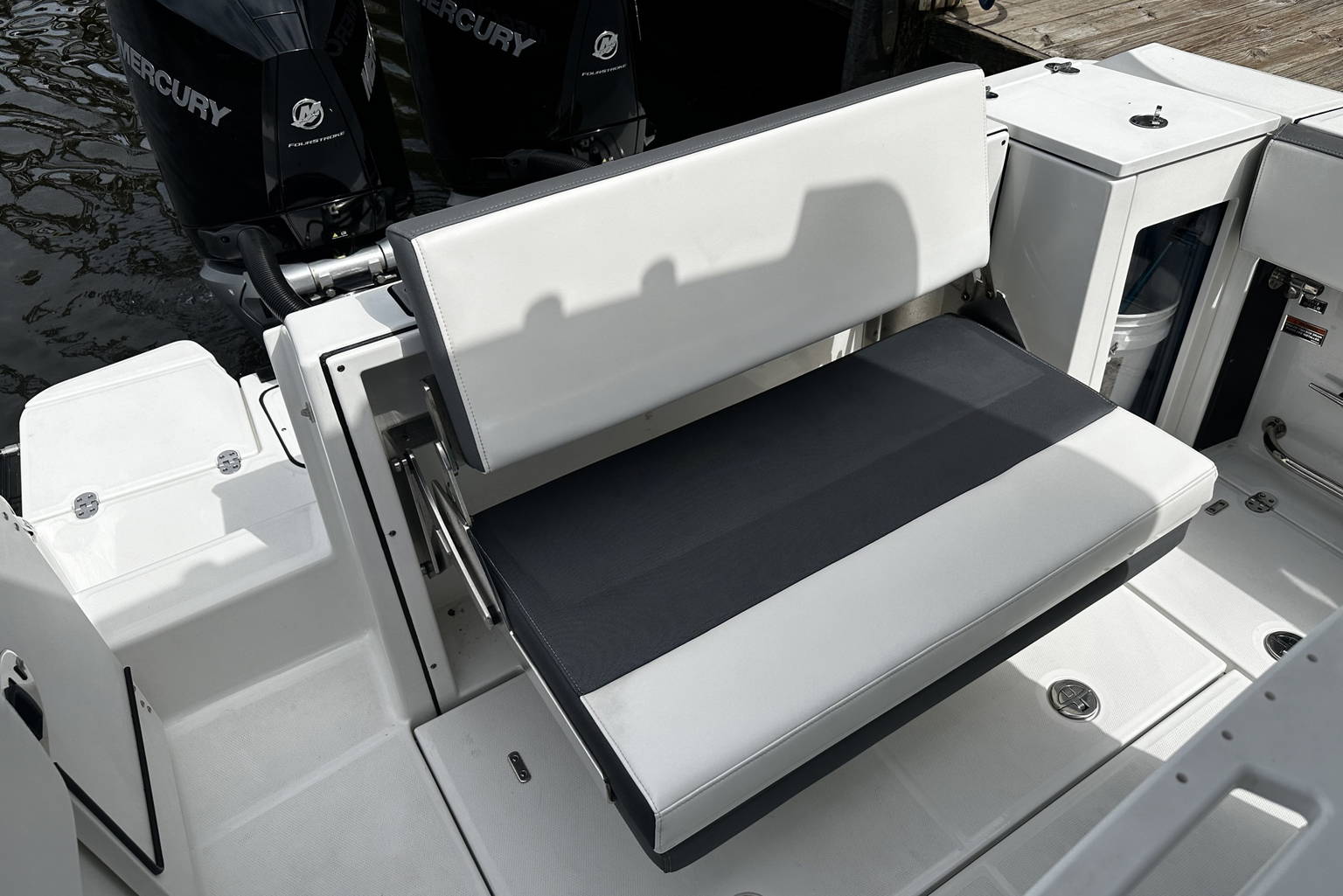 Used 2019 Blackfin 272CC #A171 image 8