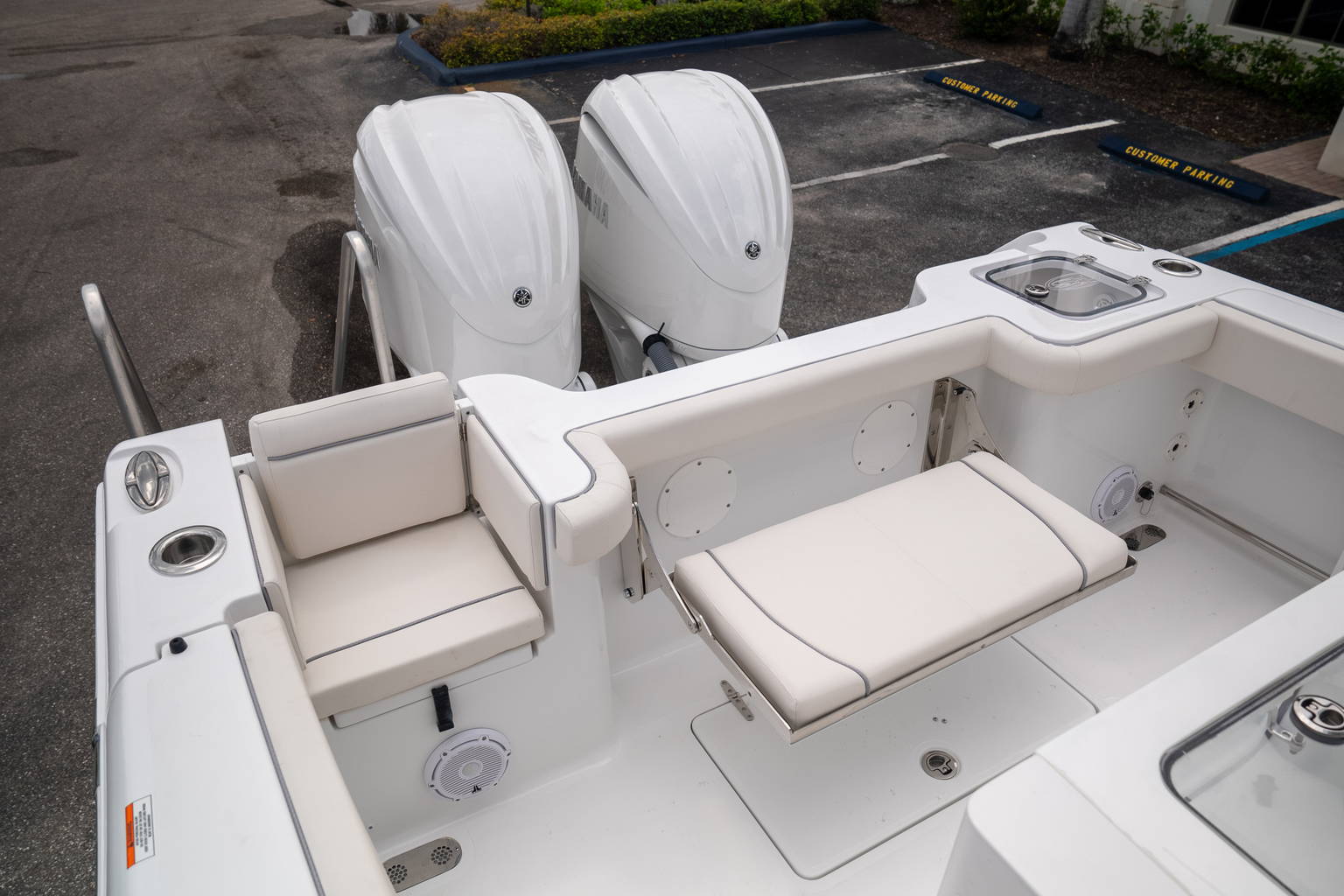 New 2024 Sea Hunt Gamefish 28 CB #0013 image 31