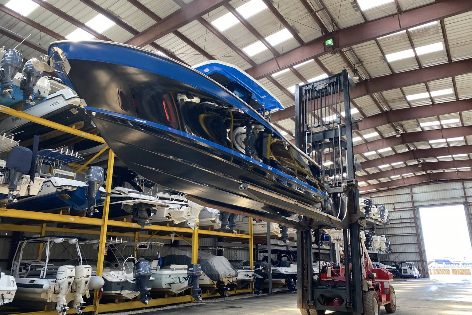 Used 2019 Blackfin 272CC #A171 image 4