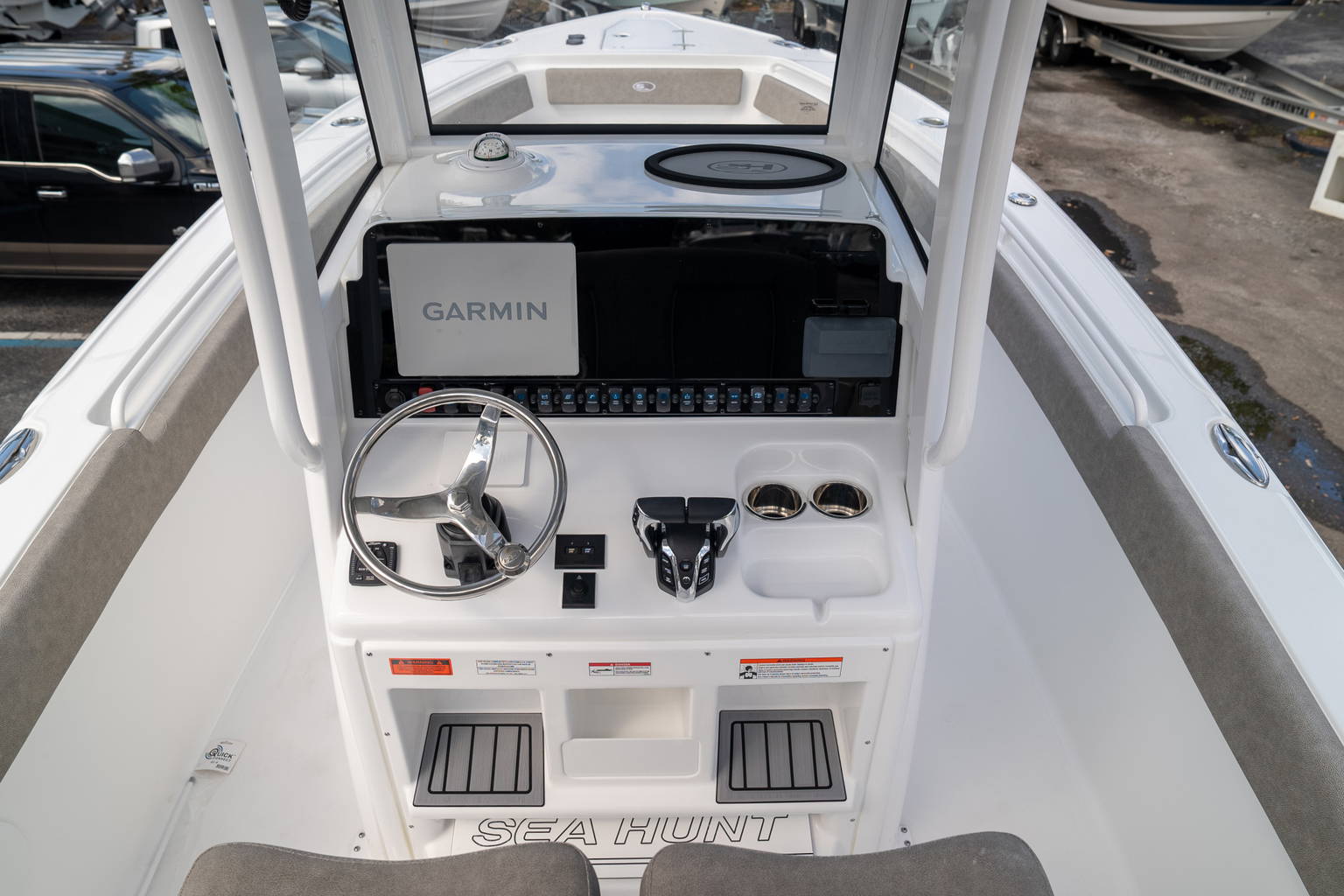 New 2024 Sea Hunt Ultra 265 SE #0113 image 10