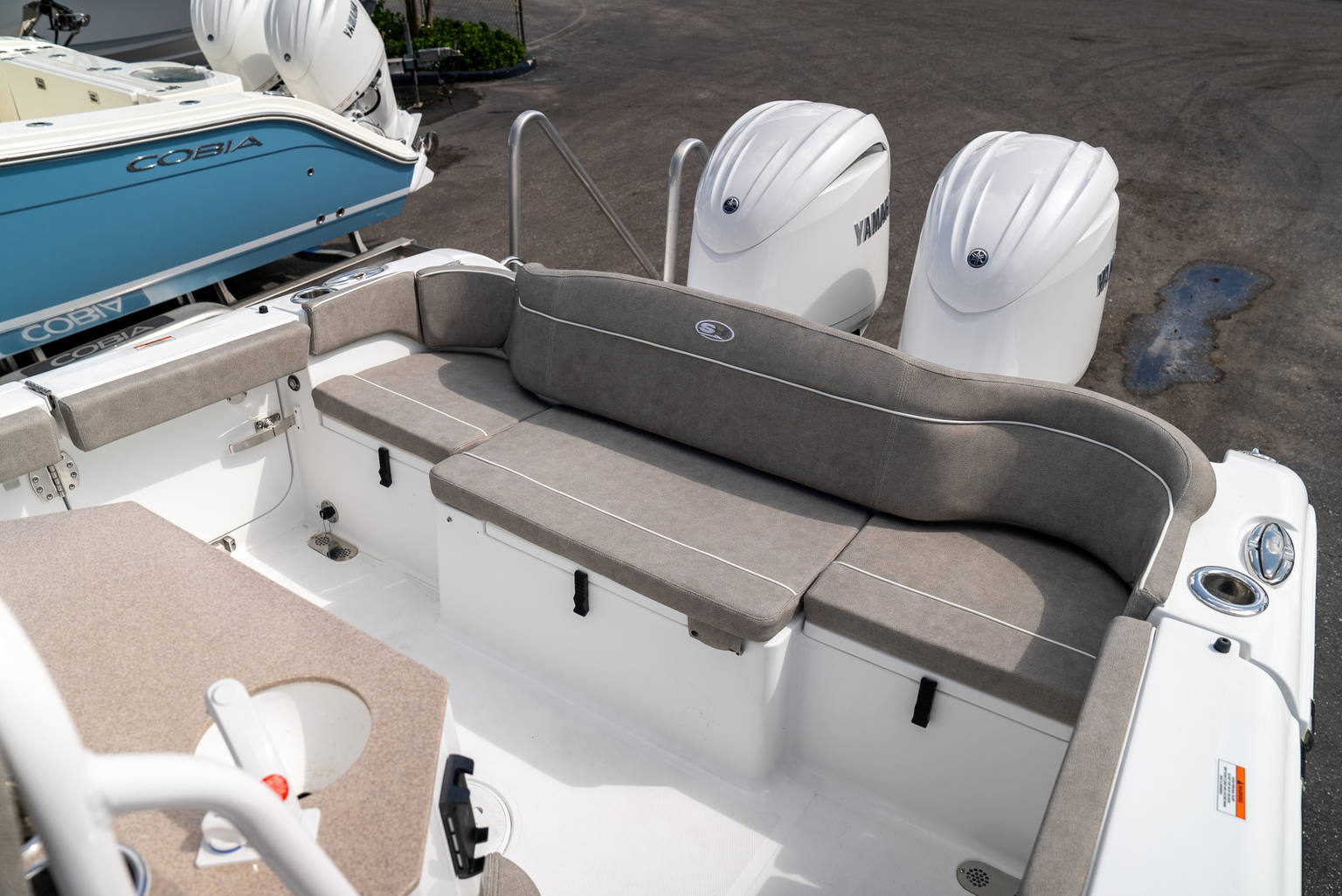 Alternative image of Sea Hunt Ultra 265 SE in Miami, FL